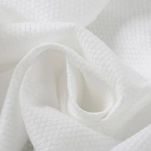 水刺无纺布的主要用料